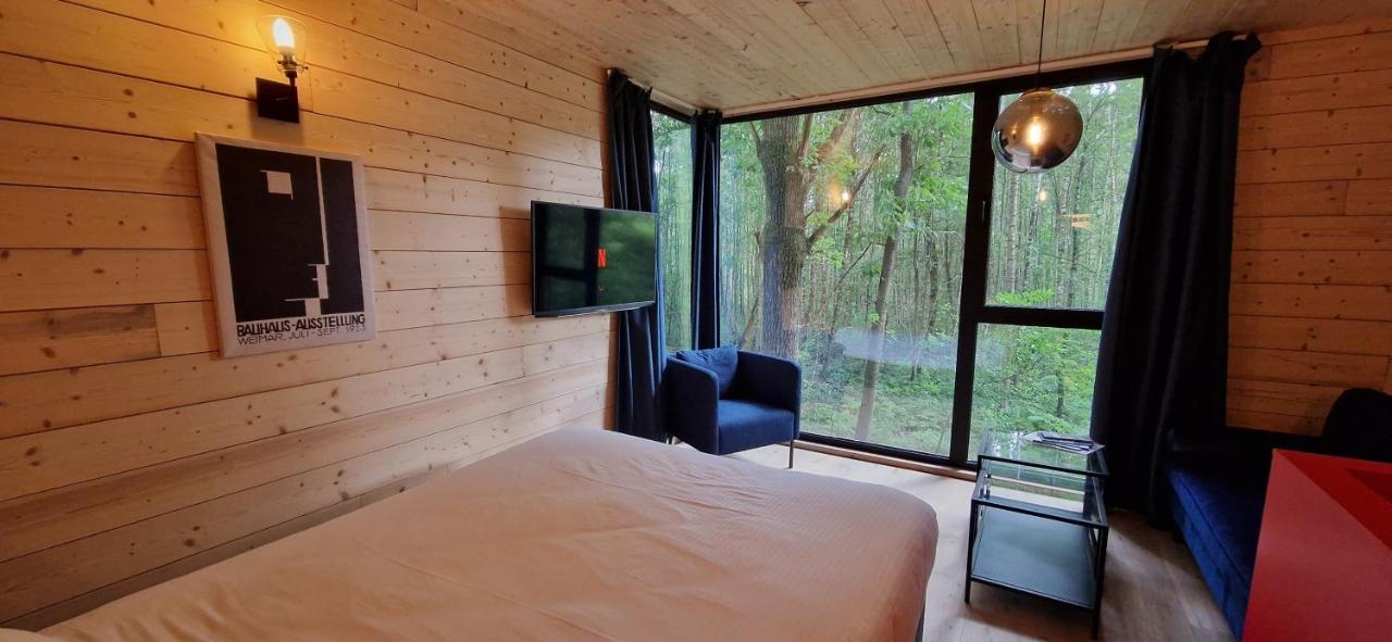 Utopia Village - Art & Nature Lodges Монс Экстерьер фото