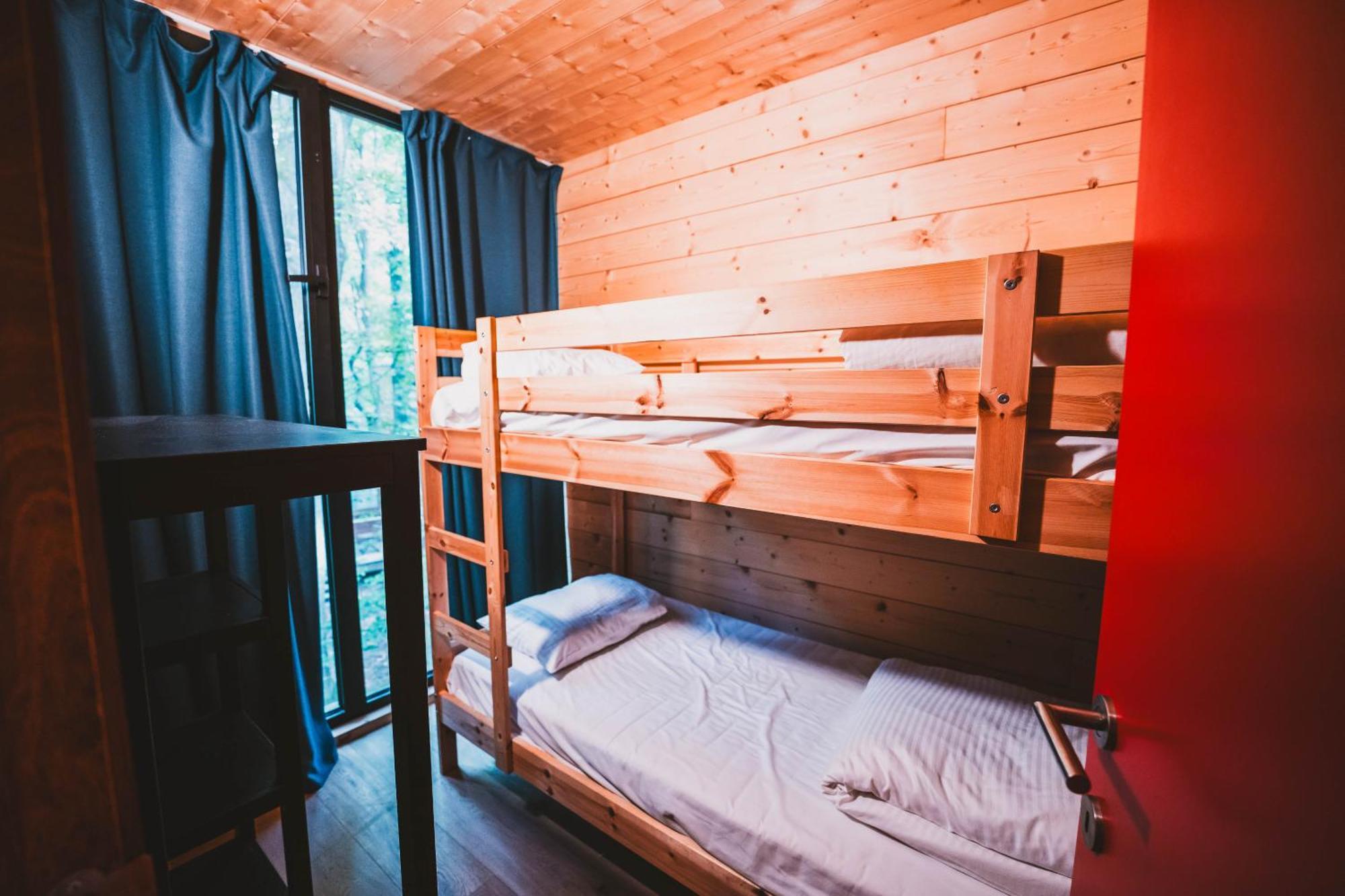 Utopia Village - Art & Nature Lodges Монс Экстерьер фото