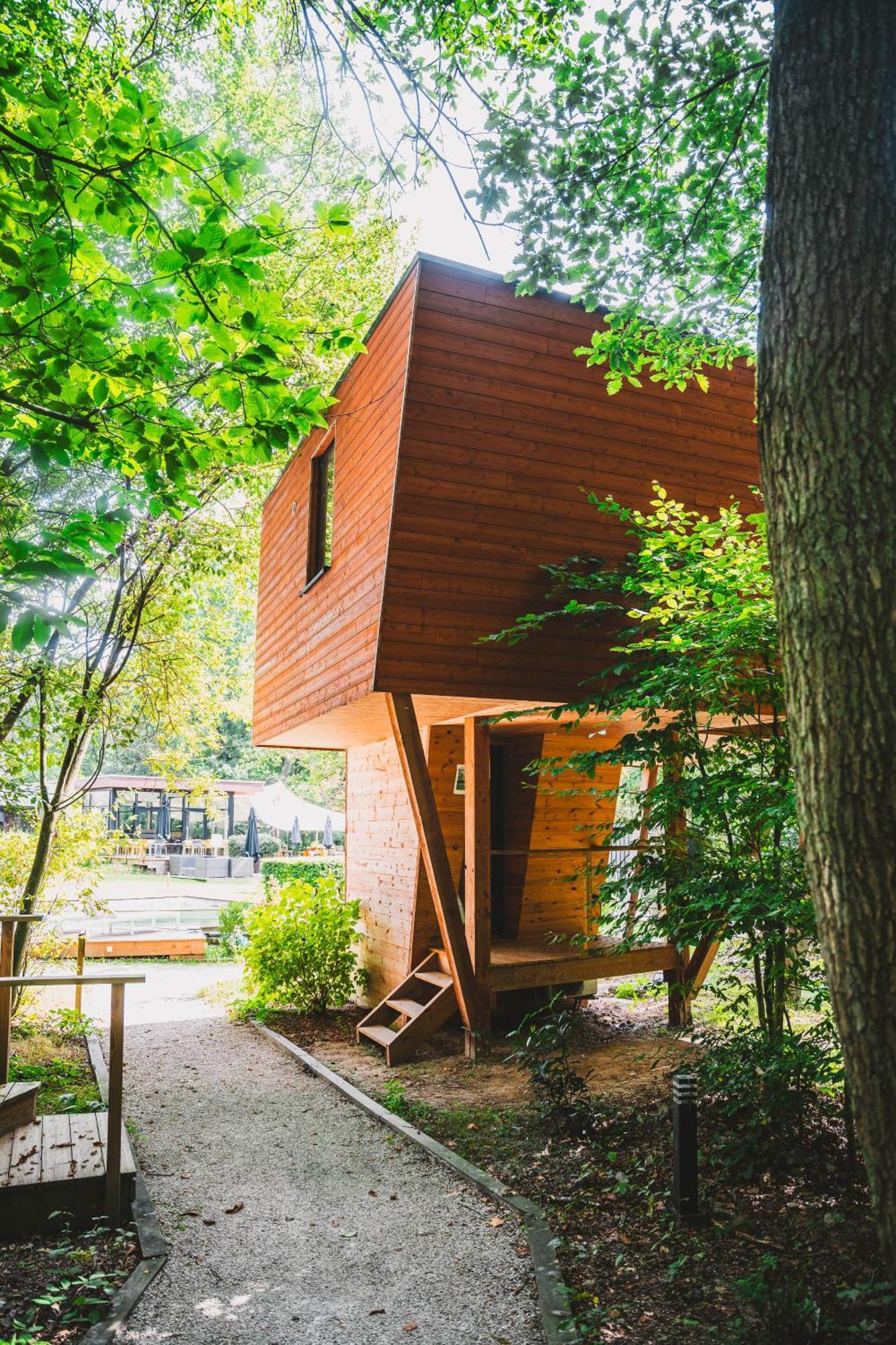 Utopia Village - Art & Nature Lodges Монс Экстерьер фото