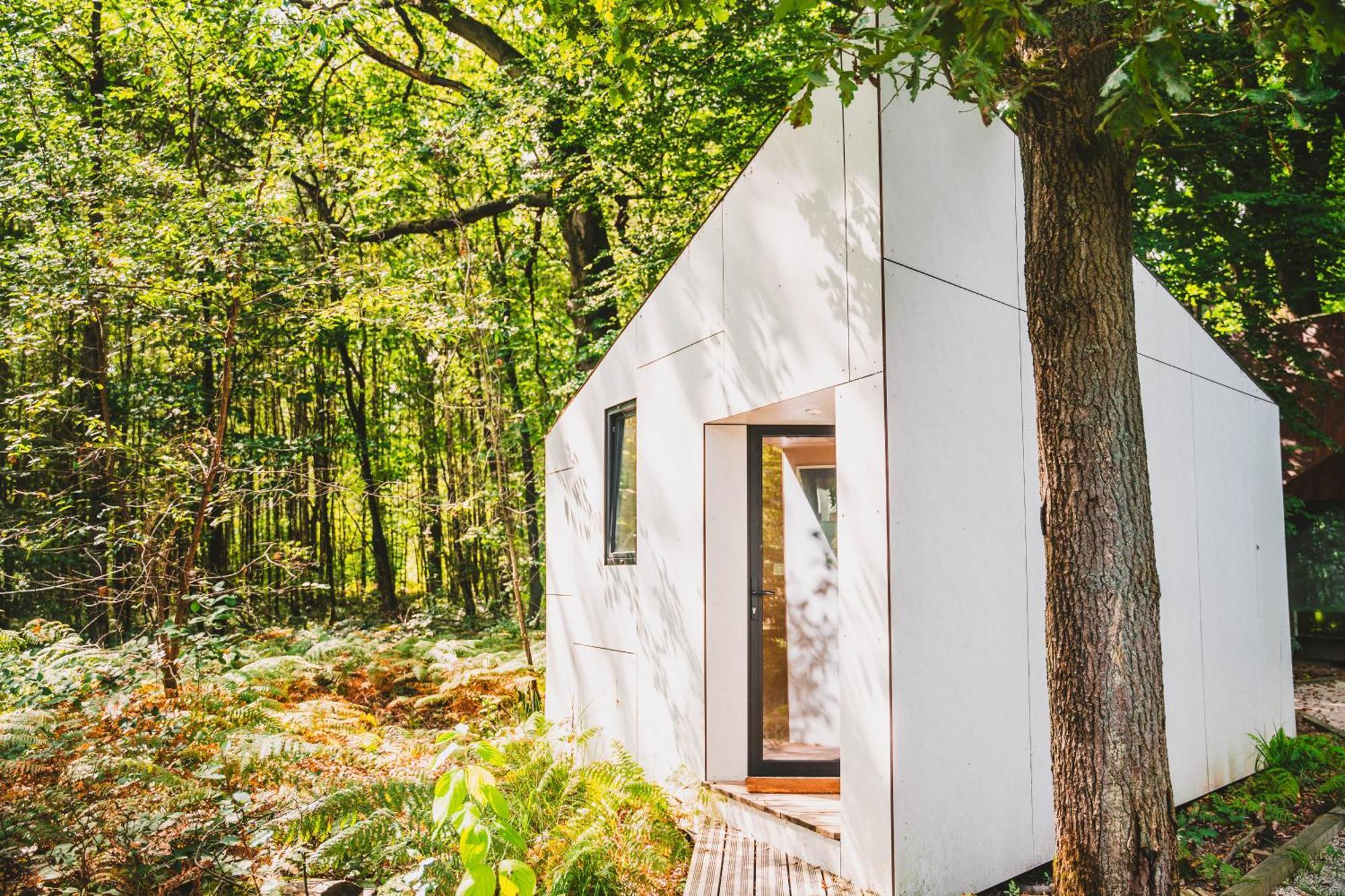 Utopia Village - Art & Nature Lodges Монс Экстерьер фото